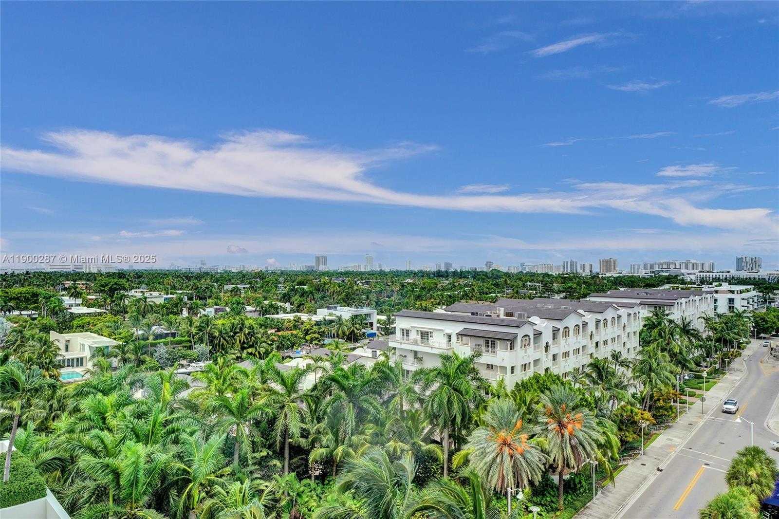 Small Image of 1900 SUNSET HARBOUR DR #1003, Miami Beach Number 15