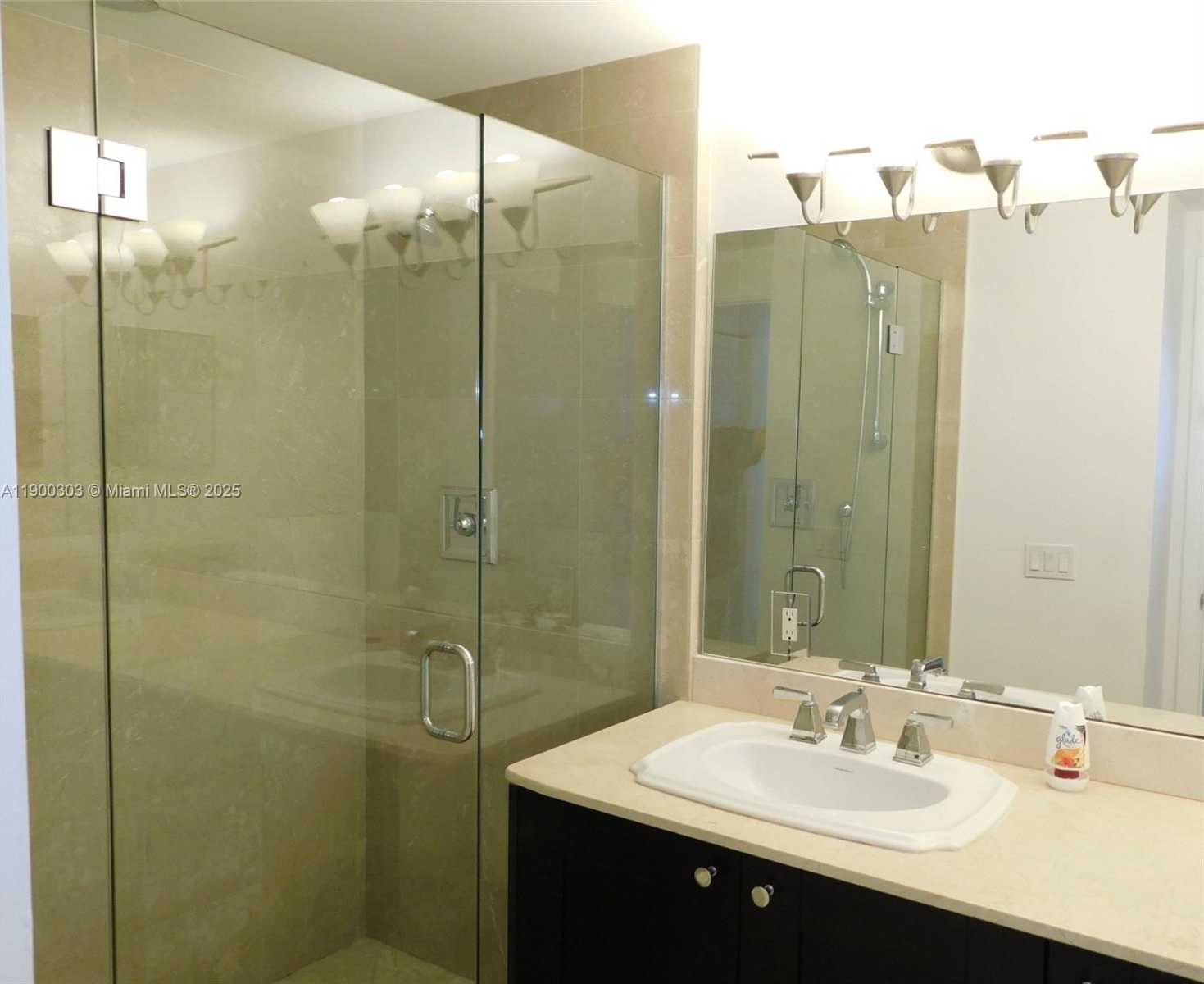 Small Image of 4100 SALZEDO ST #810, Coral Gables Number 13