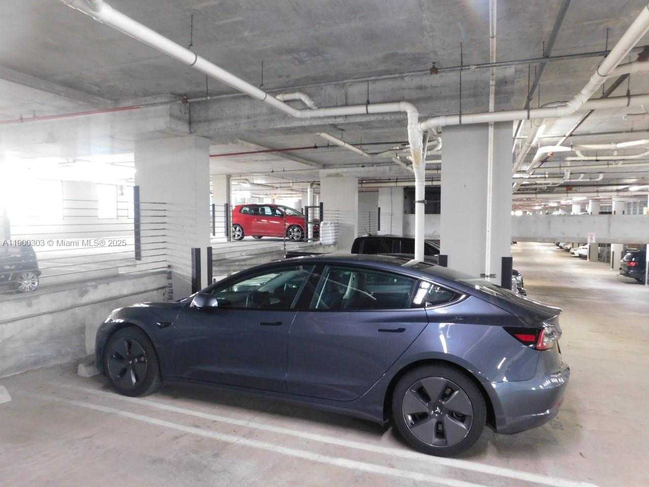 Small Image of 4100 SALZEDO ST #810, Coral Gables Number 20