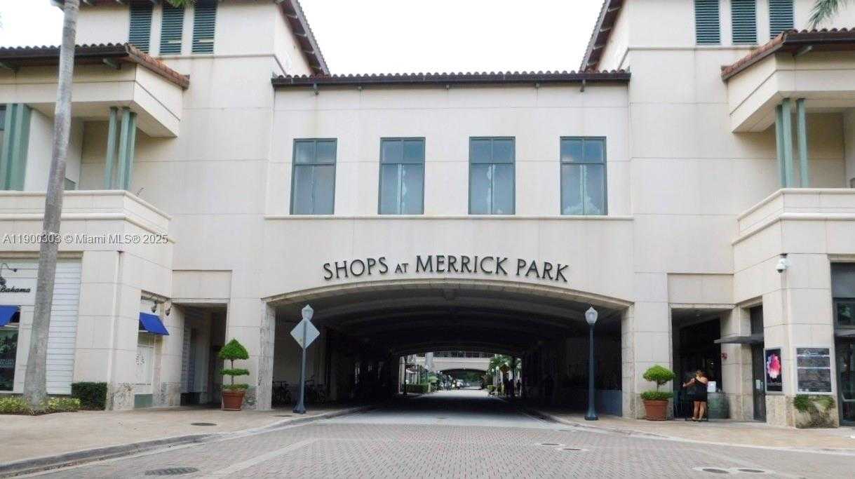 Small Image of 4100 SALZEDO ST #810, Coral Gables Number 4