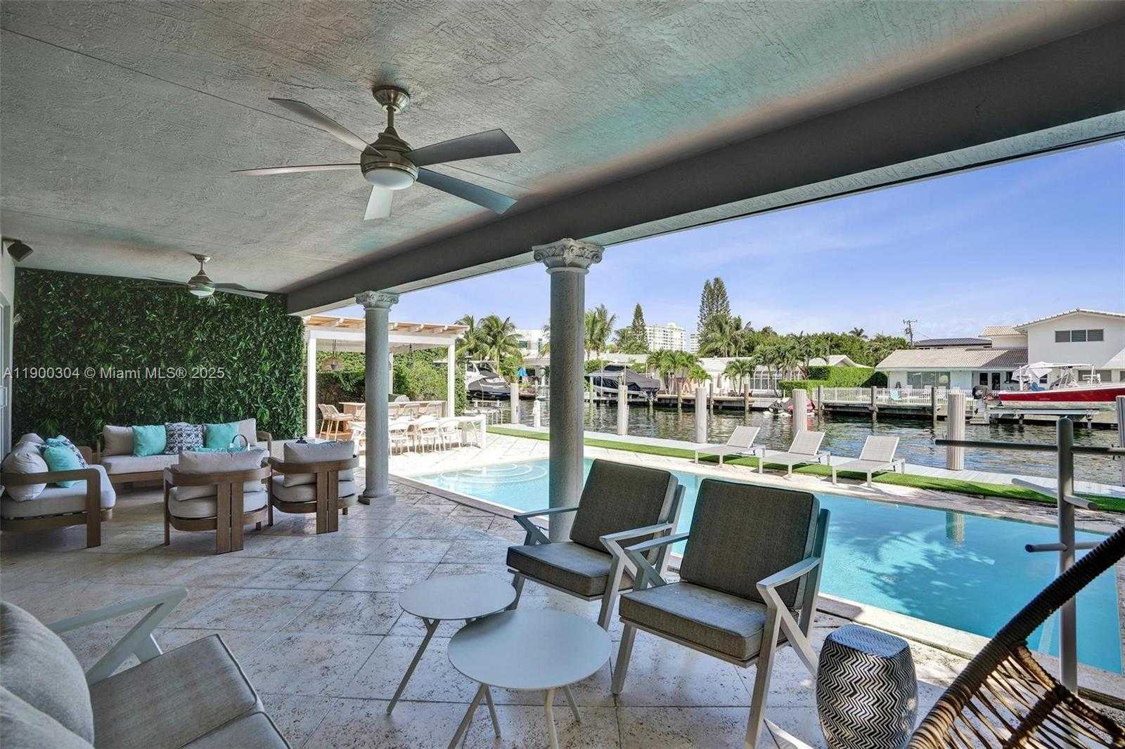 Small Image of 1935 NORTH EAST 117TH RD, North Miami Number 10