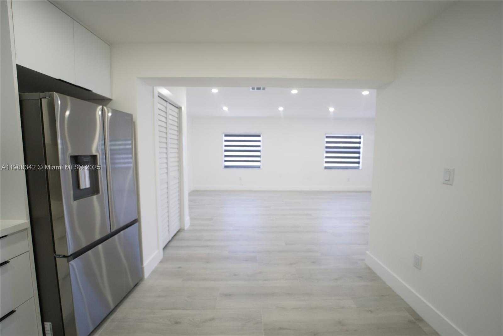 Small Image of 1022 EAST 18TH ST #1022, Hialeah Number 11