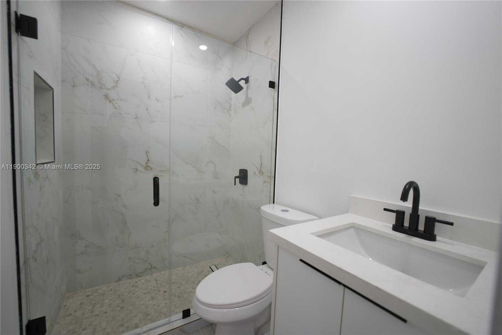 Small Image of 1022 EAST 18TH ST #1022, Hialeah Number 13