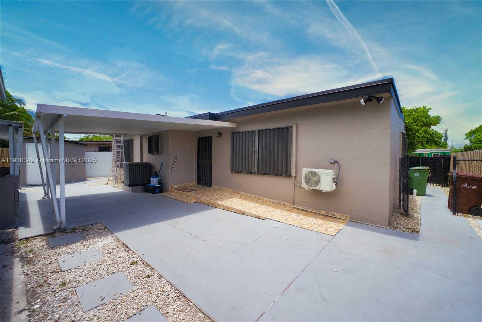 Small Image of 1022 EAST 18TH ST #1022, Hialeah Number 23
