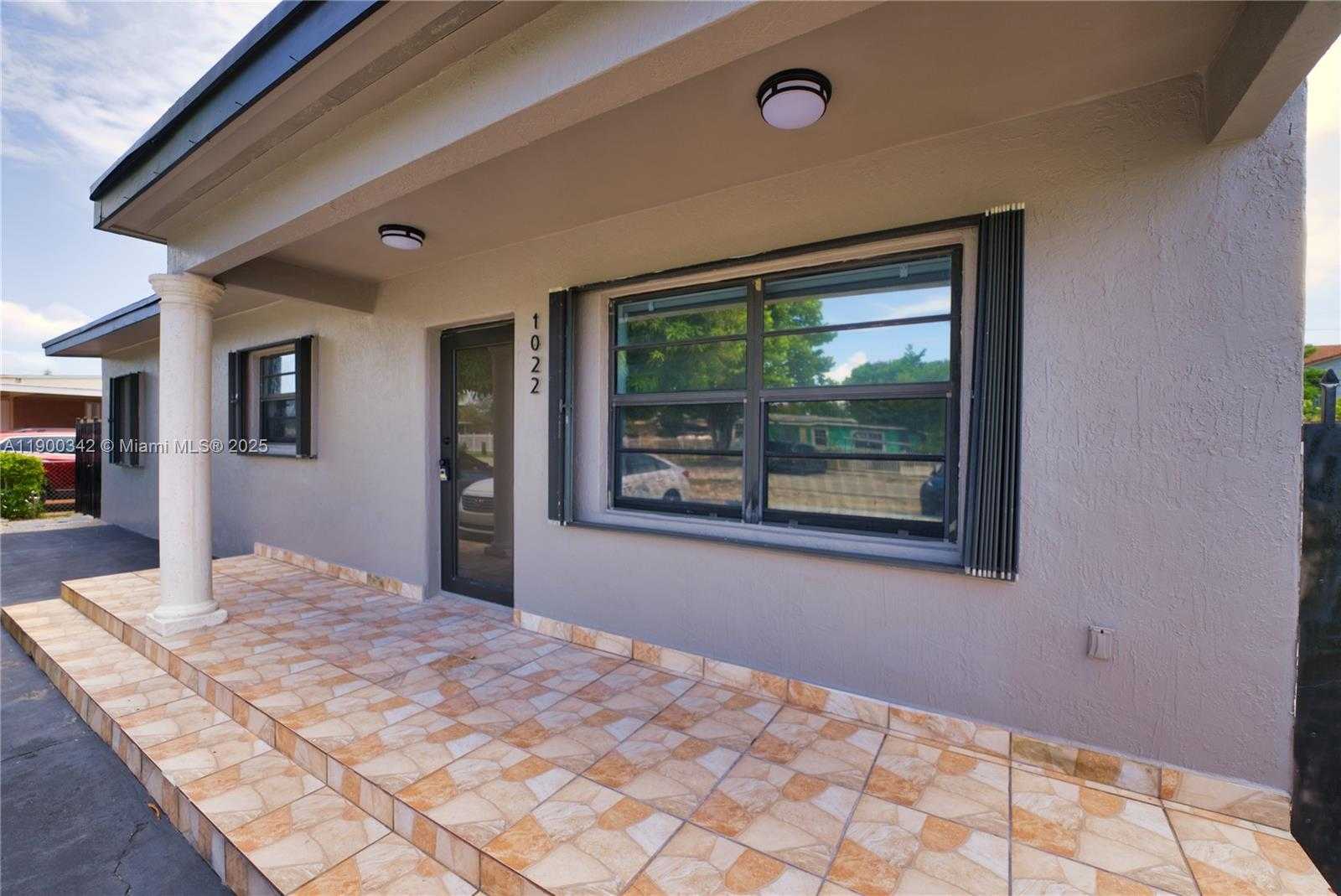 Small Image of 1022 EAST 18TH ST #1022, Hialeah Number 3