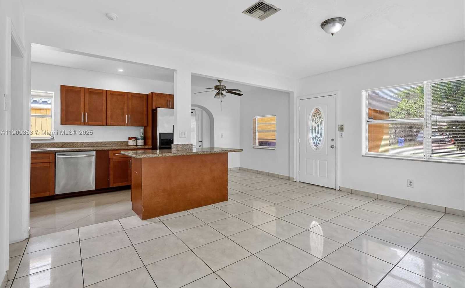 Small Image of 1498 NORTH EAST 180TH ST, North Miami Beach Number 8