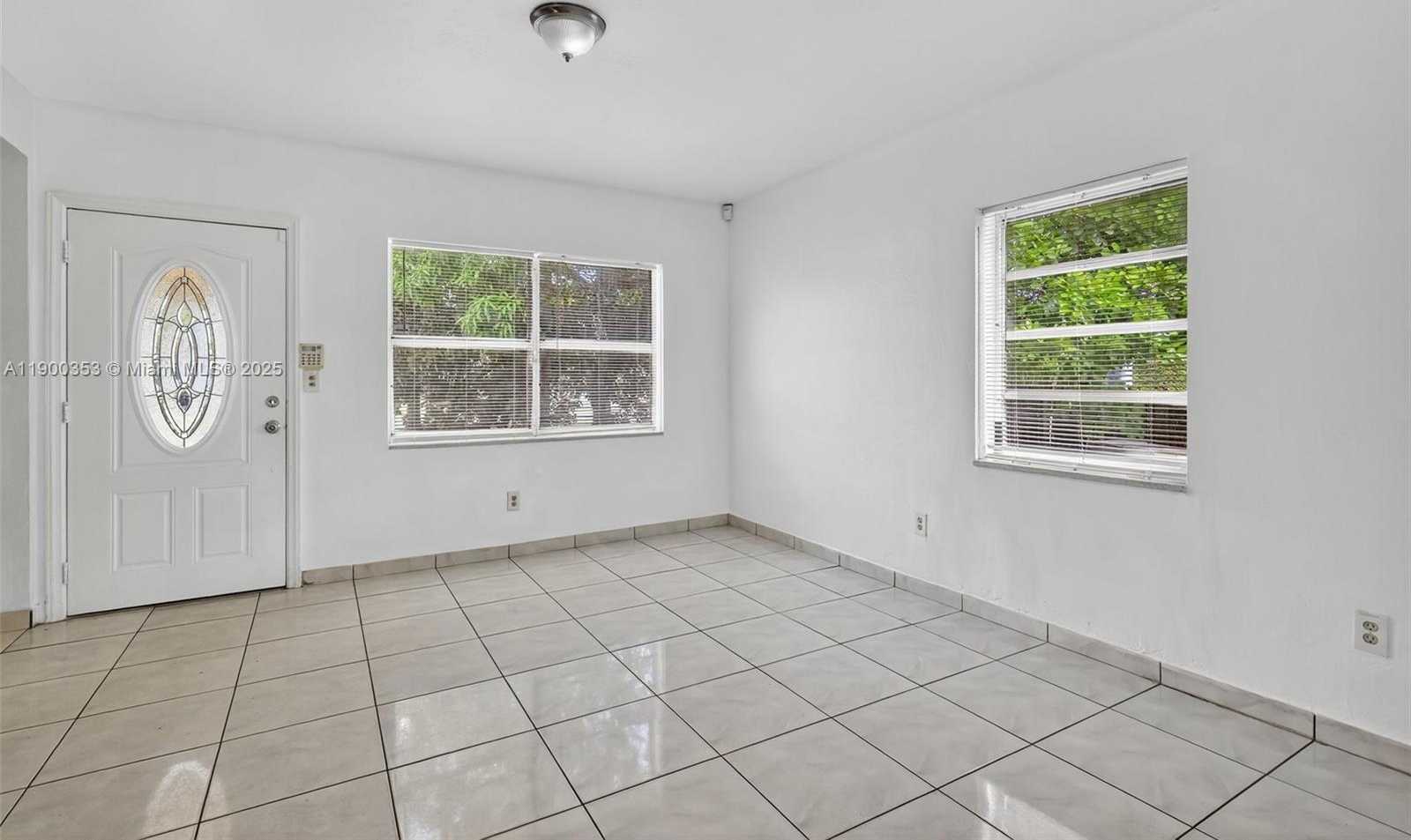 Small Image of 1498 NORTH EAST 180TH ST, North Miami Beach Number 9