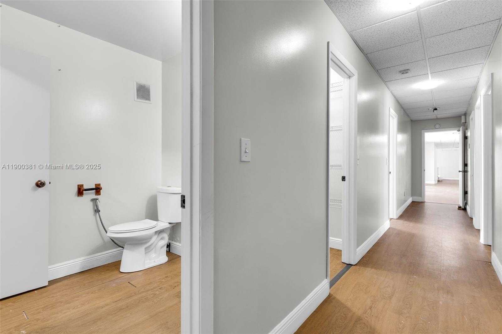 Small Image of 14820 NARANJA LAKES BLVD #PH-D, Homestead Number 18