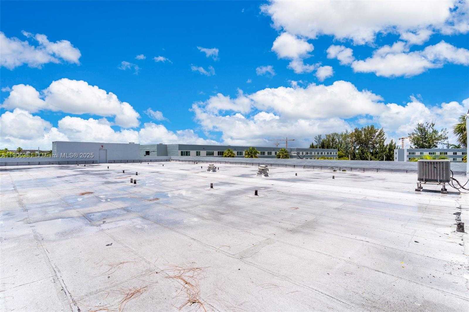 Small Image of 14820 NARANJA LAKES BLVD #PH-D, Homestead Number 24