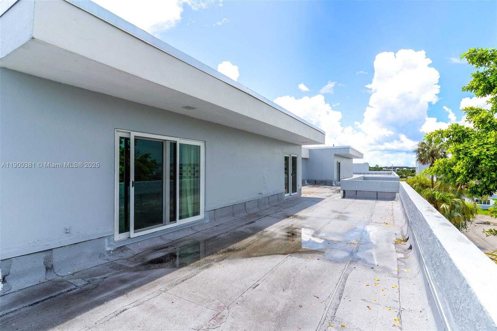 Small Image of 14820 NARANJA LAKES BLVD #PH-D, Homestead Number 28