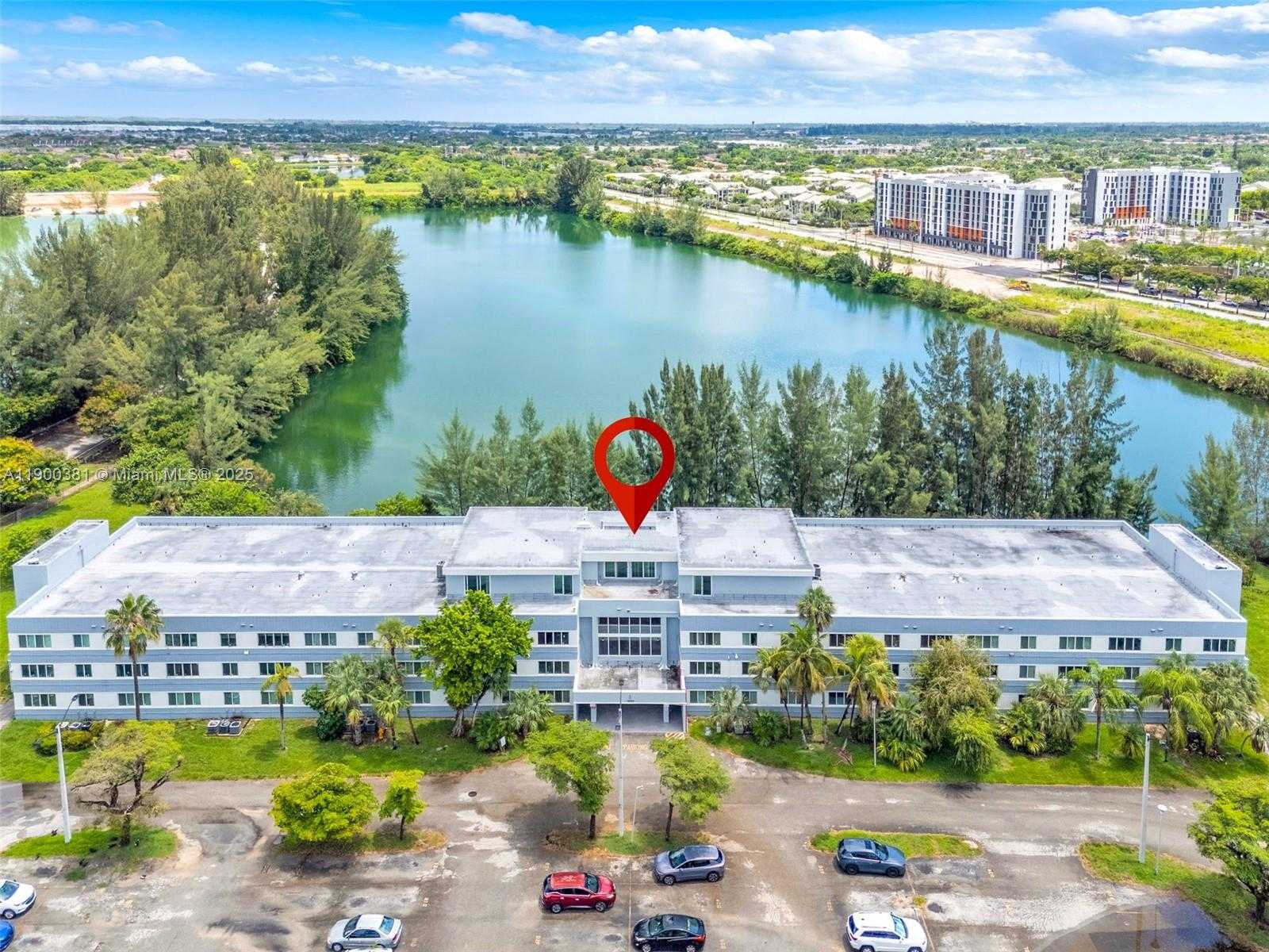 Small Image of 14820 NARANJA LAKES BLVD #PH-D, Homestead Number 34