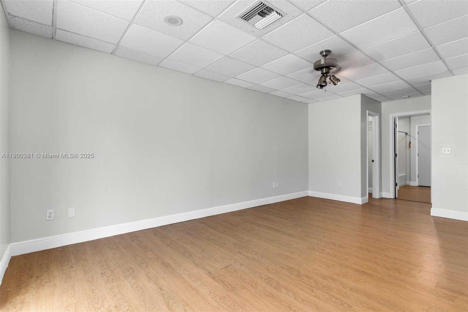 Small Image of 14820 NARANJA LAKES BLVD #PH-D, Homestead Number 36