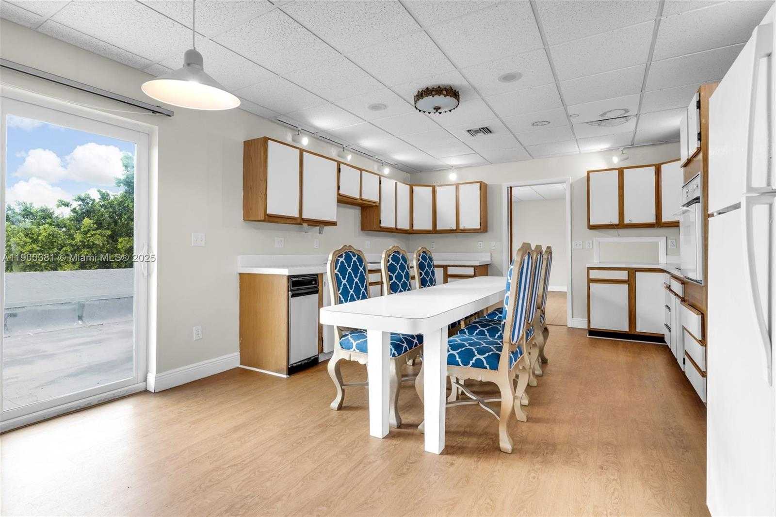 Small Image of 14820 NARANJA LAKES BLVD #PH-D, Homestead Number 4
