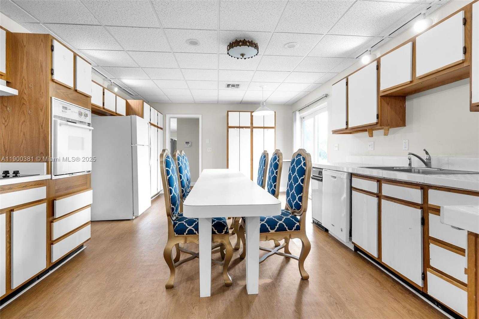 Small Image of 14820 NARANJA LAKES BLVD #PH-D, Homestead Number 5