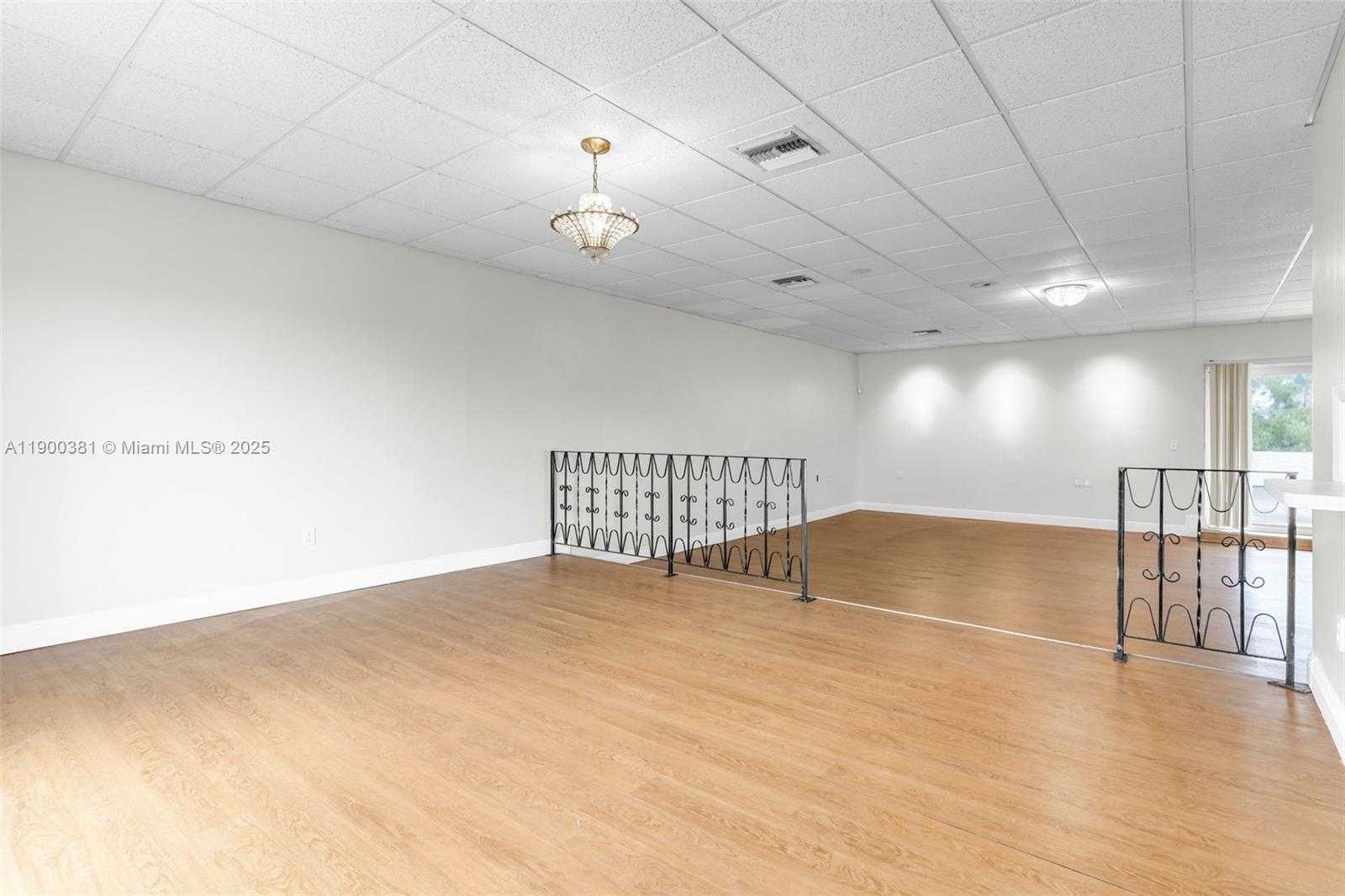 Small Image of 14820 NARANJA LAKES BLVD #PH-D, Homestead Number 7