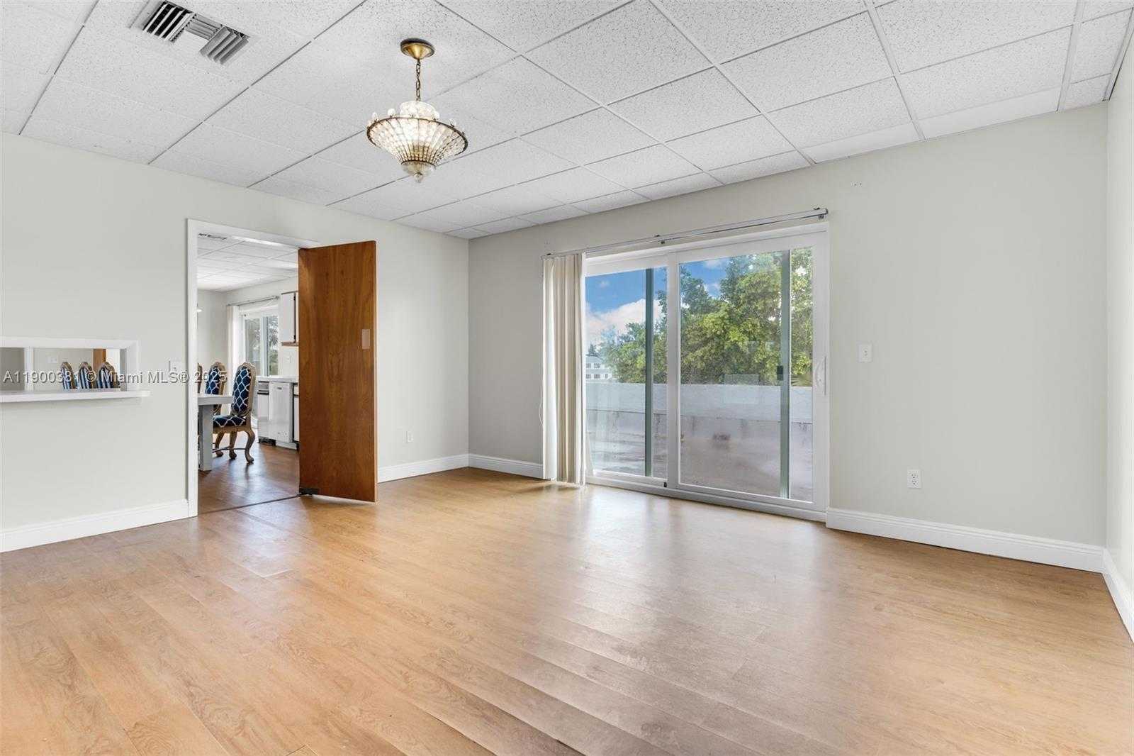 Small Image of 14820 NARANJA LAKES BLVD #PH-D, Homestead Number 9