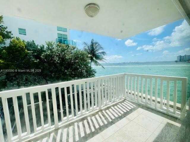 Small Image of 2016 BAY DR #207, Miami Beach Number 2