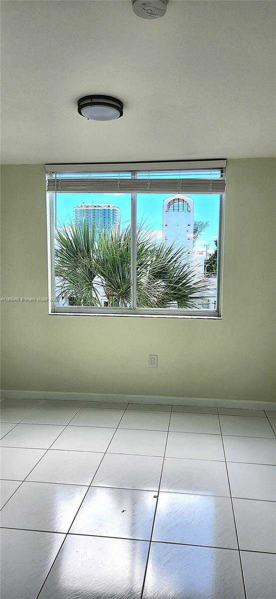 Small Image of 7601 DICKENS AVE #303, Miami Beach Number 37