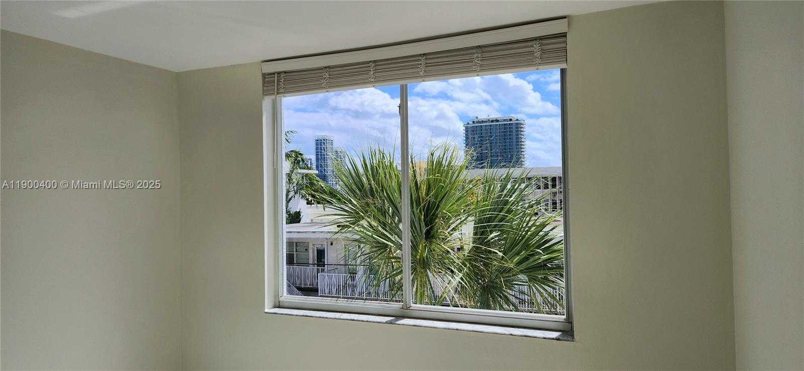 Small Image of 7601 DICKENS AVE #303, Miami Beach Number 39