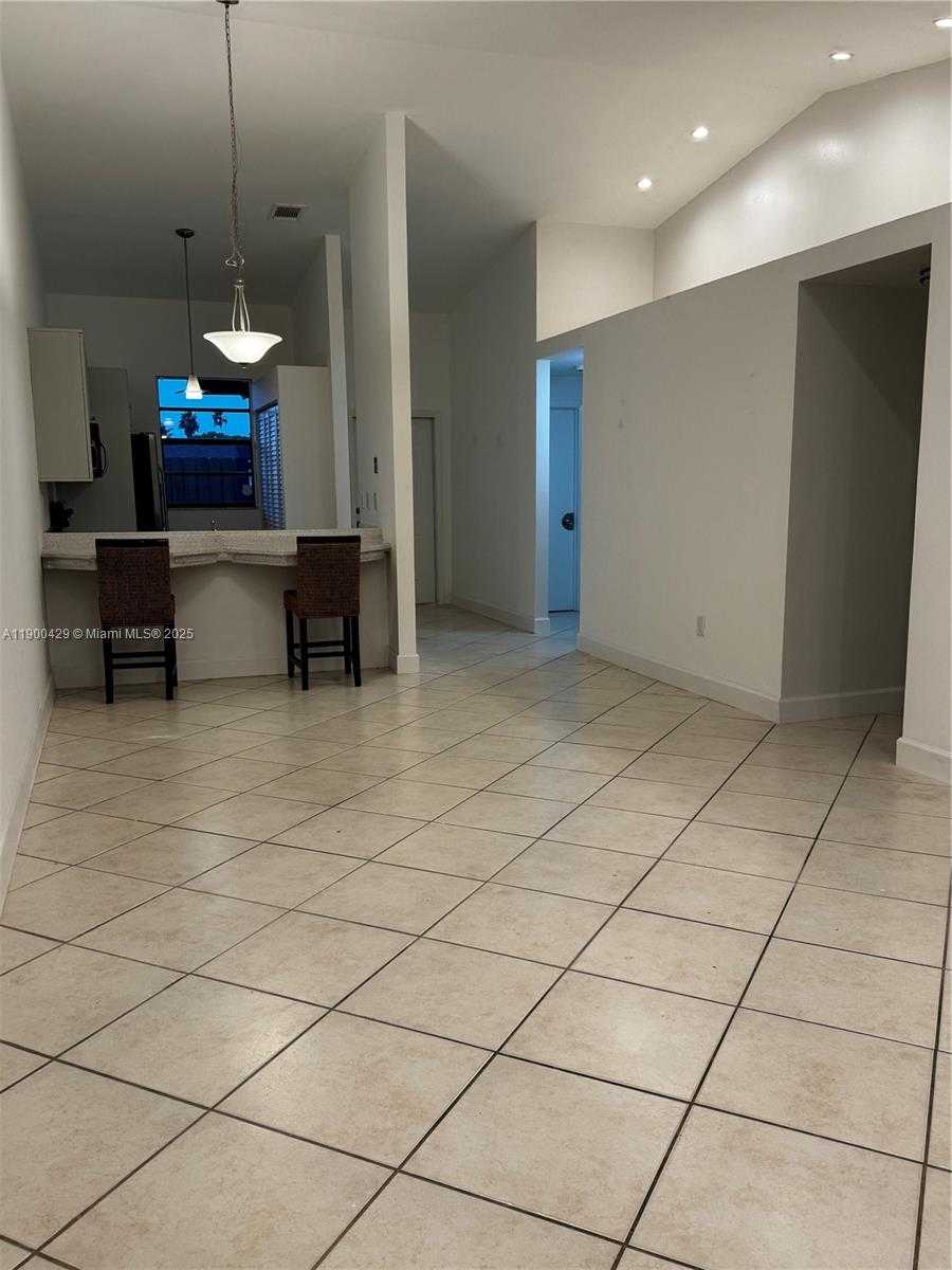Small Image of 6728 NORTH WEST 188TH TER, Hialeah Number 14