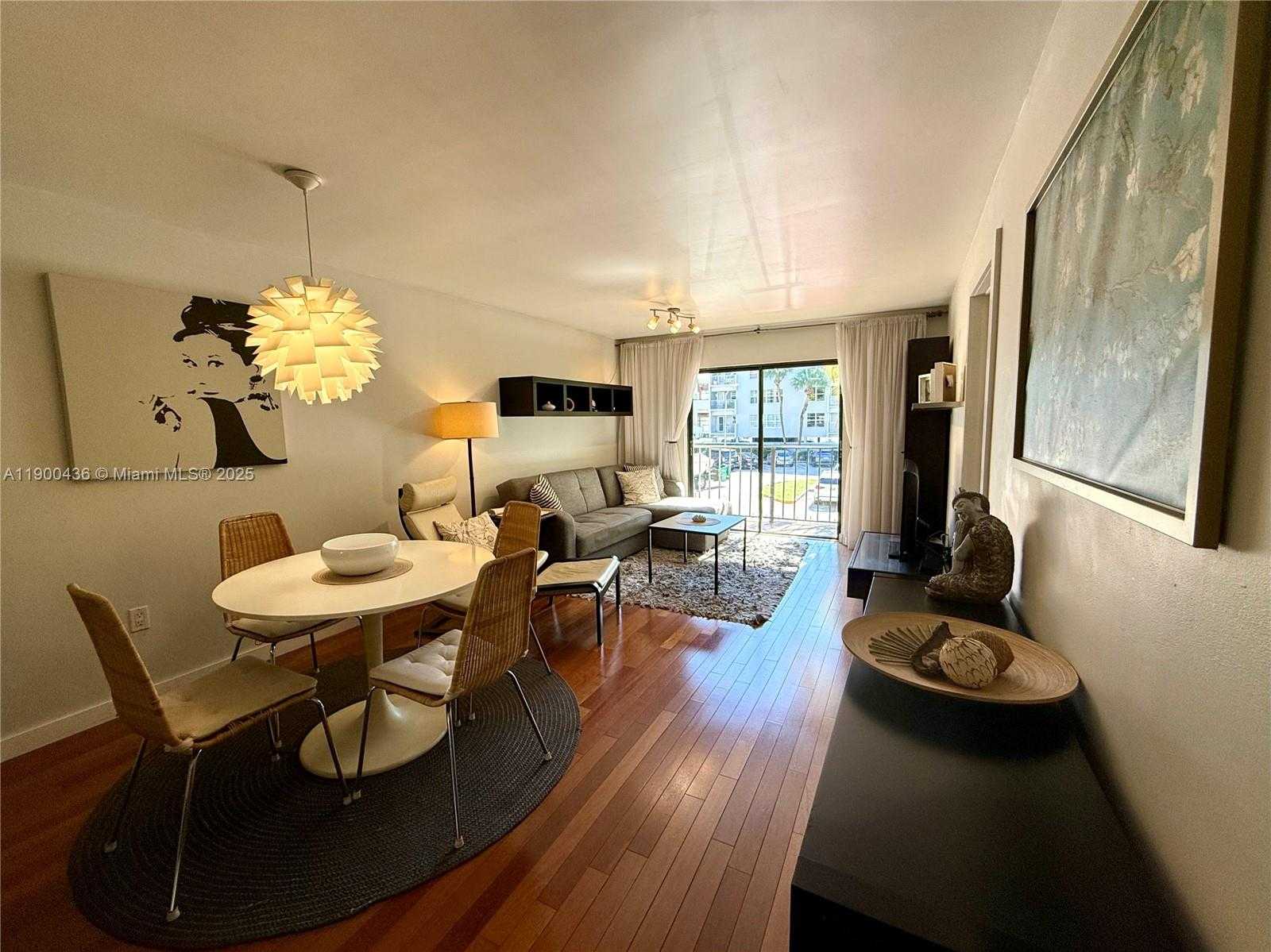 Small Image of 1250 LINCOLN RD #210, Miami Beach Number 8