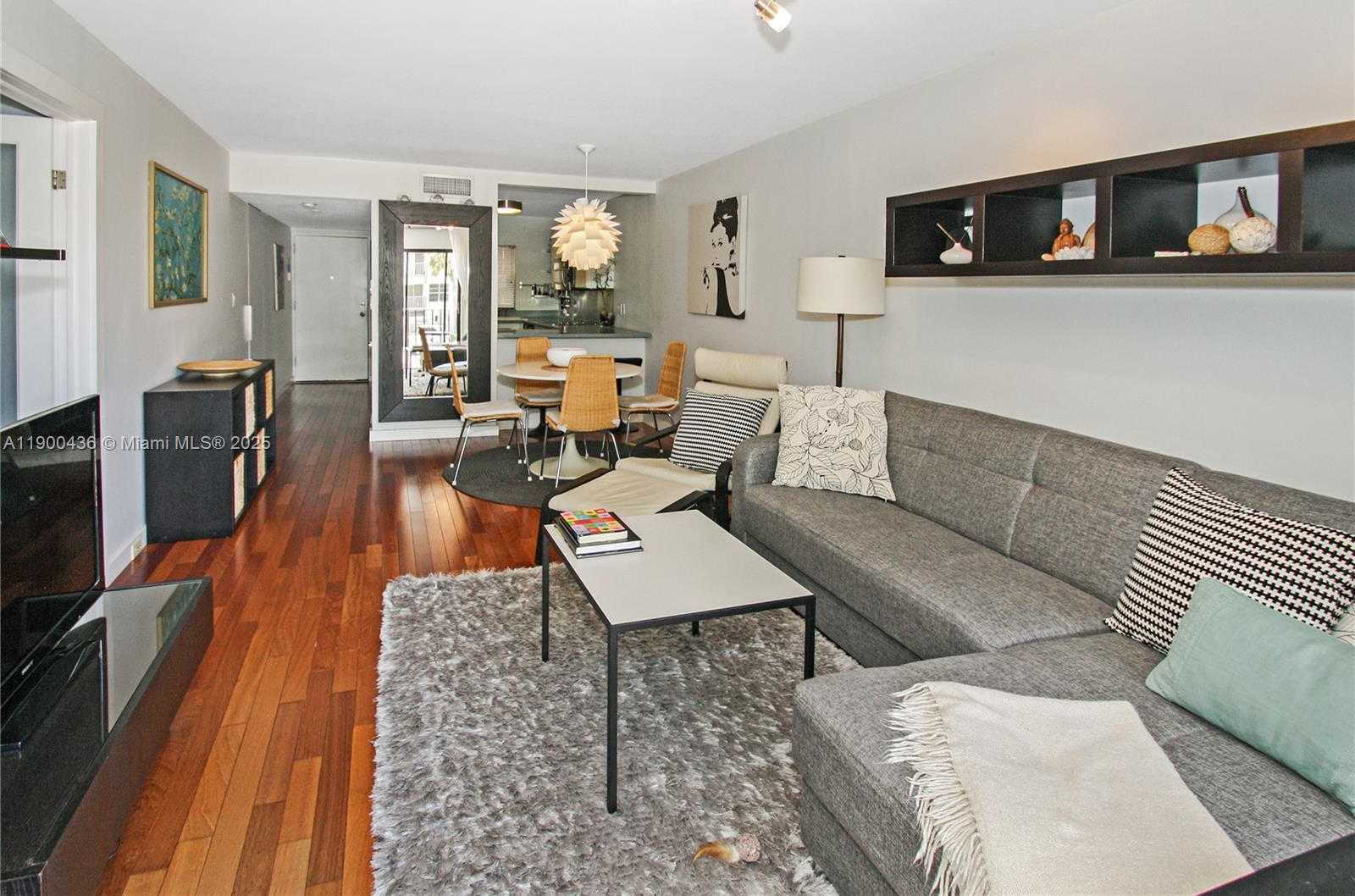 Small Image of 1250 LINCOLN RD #210, Miami Beach Number 9