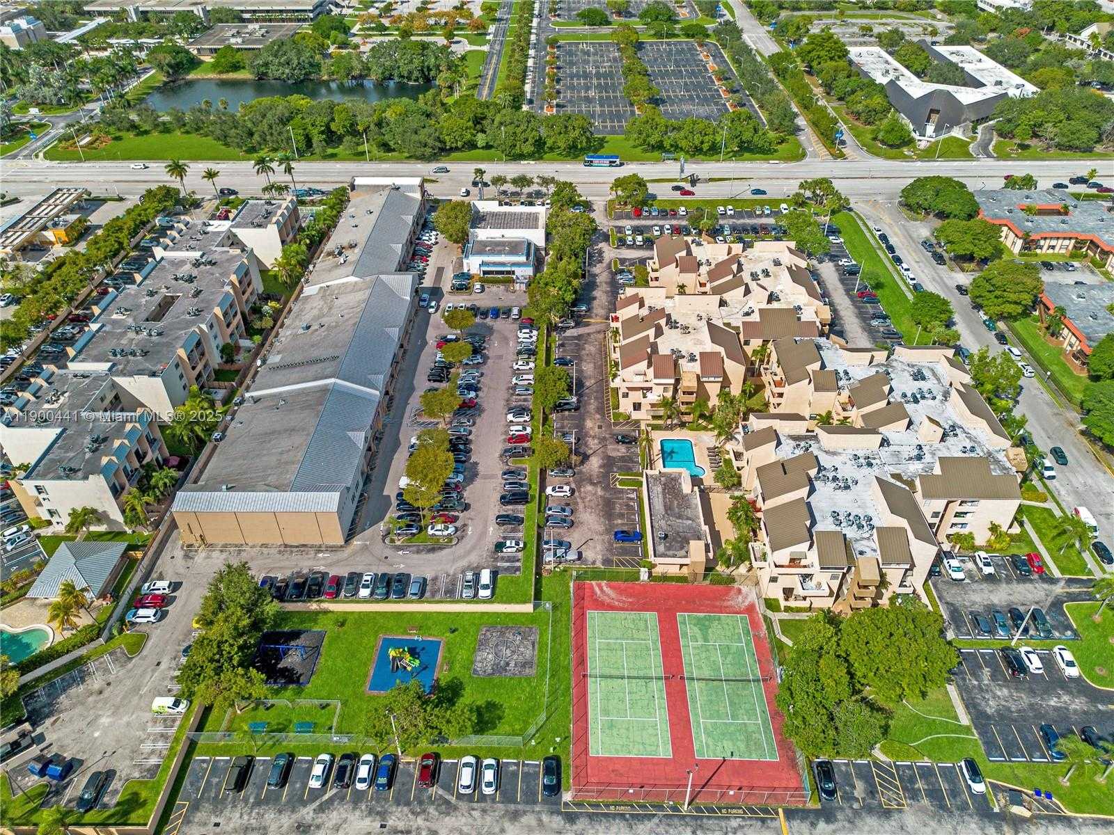 Small Image of 10500 SOUTH WEST 108TH AVE #B216, Miami Number 12