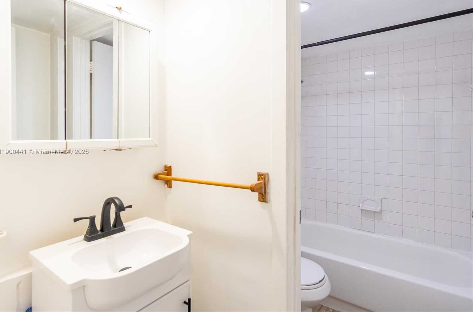 Small Image of 10500 SOUTH WEST 108TH AVE #B216, Miami Number 22