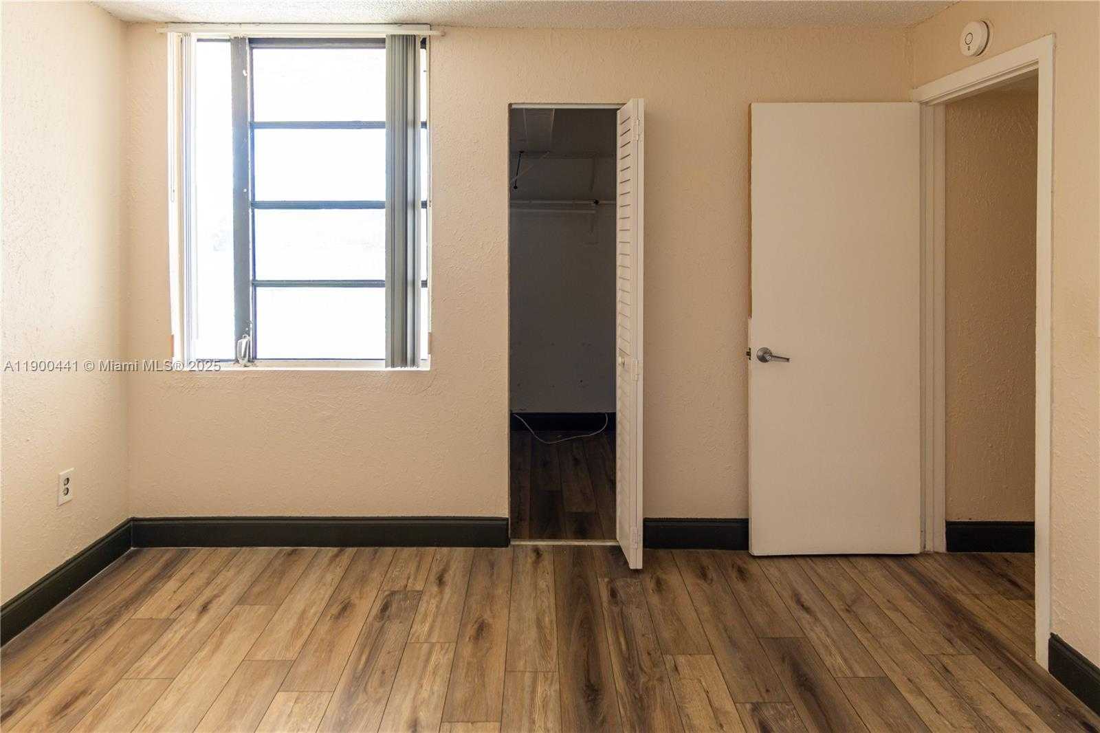 Small Image of 10500 SOUTH WEST 108TH AVE #B216, Miami Number 24