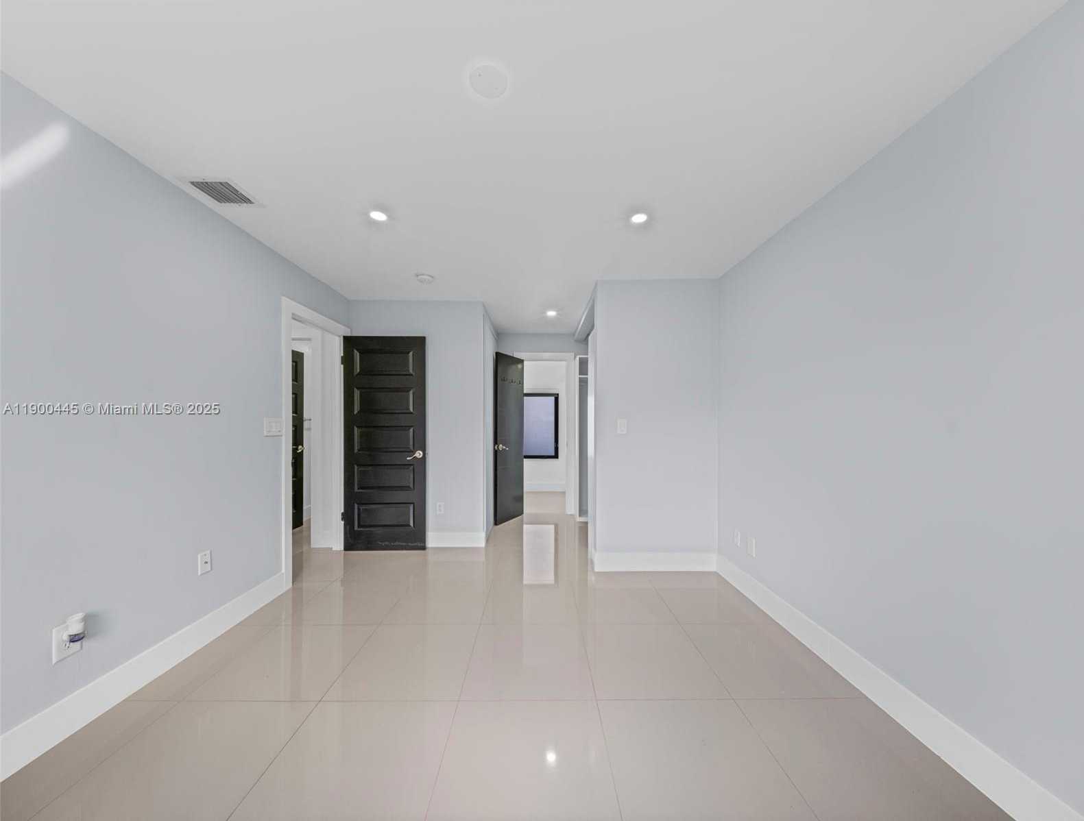 Small Image of 7434 SOUTH WEST 127 CT, Miami Number 20
