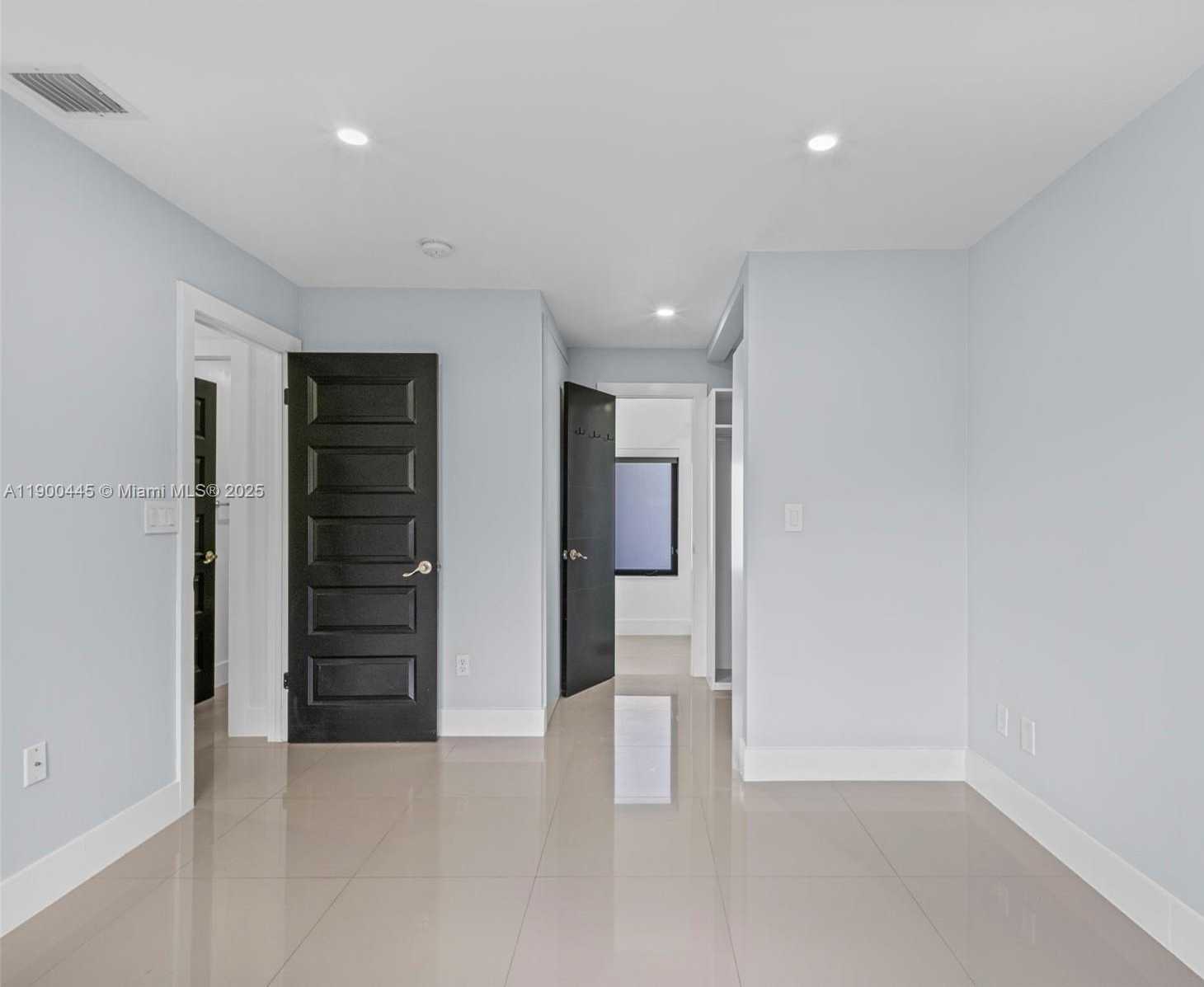 Small Image of 7434 SOUTH WEST 127 CT, Miami Number 21