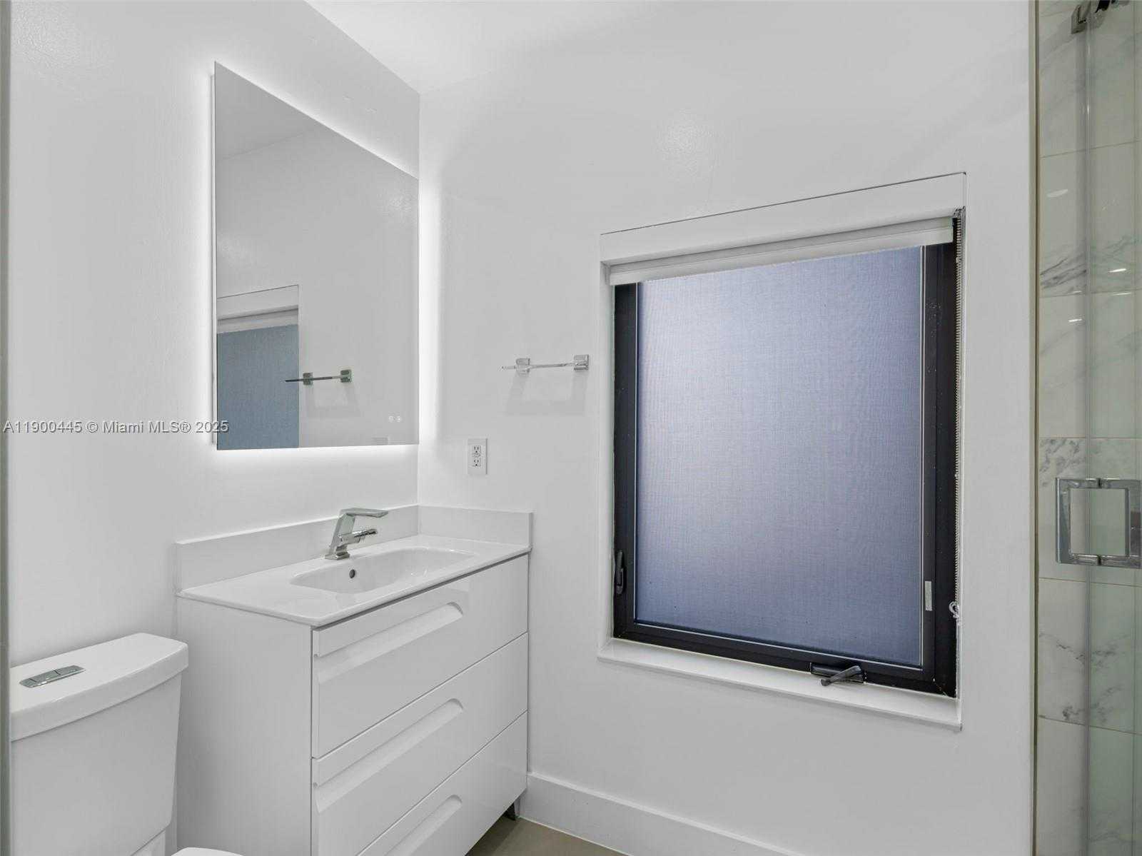 Small Image of 7434 SOUTH WEST 127 CT, Miami Number 23