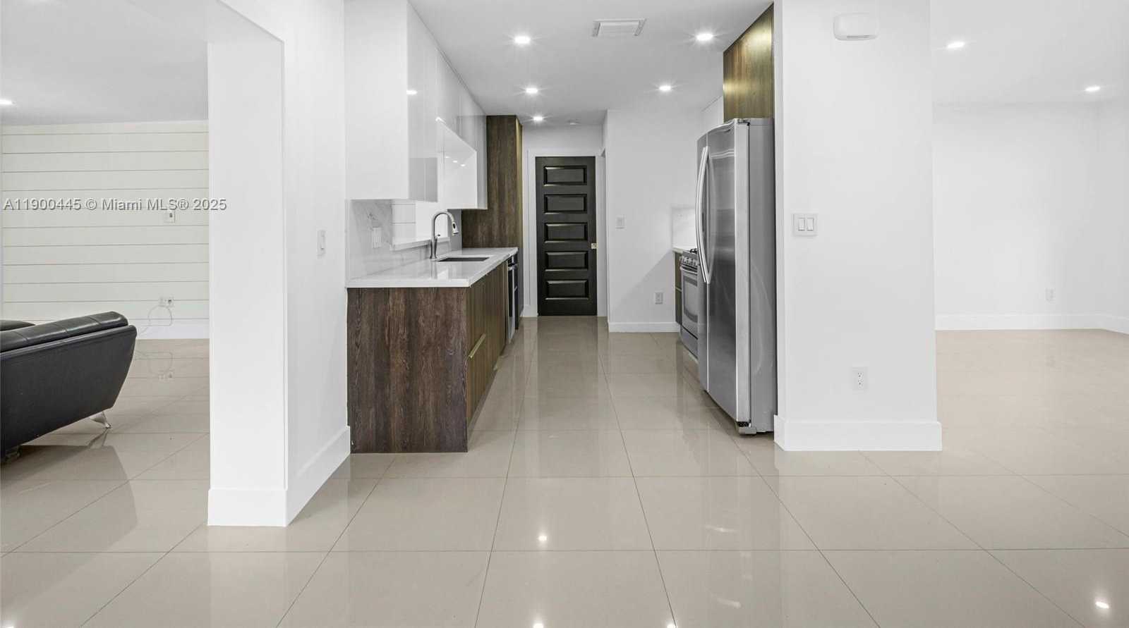 Small Image of 7434 SOUTH WEST 127 CT, Miami Number 28