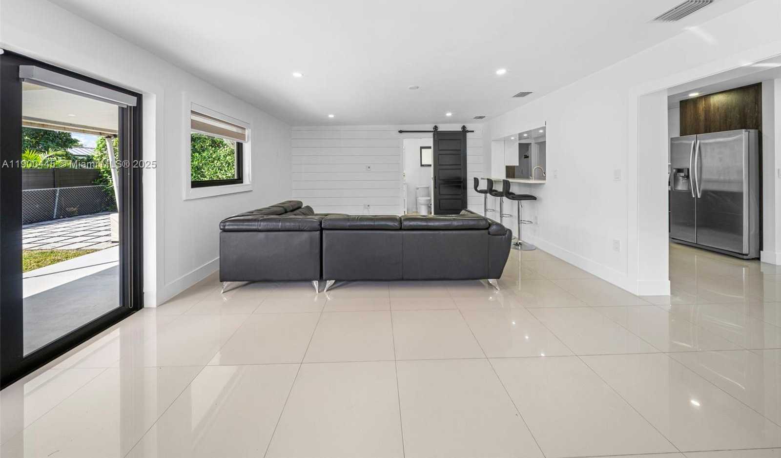 Small Image of 7434 SOUTH WEST 127 CT, Miami Number 42