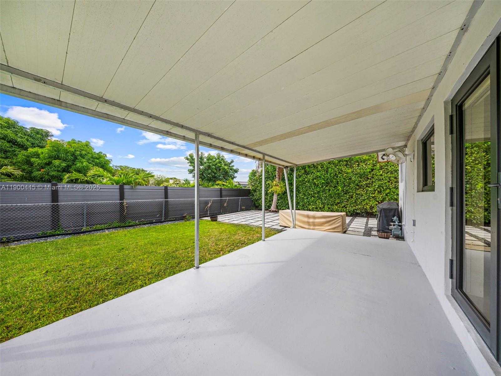 Small Image of 7434 SOUTH WEST 127 CT, Miami Number 49