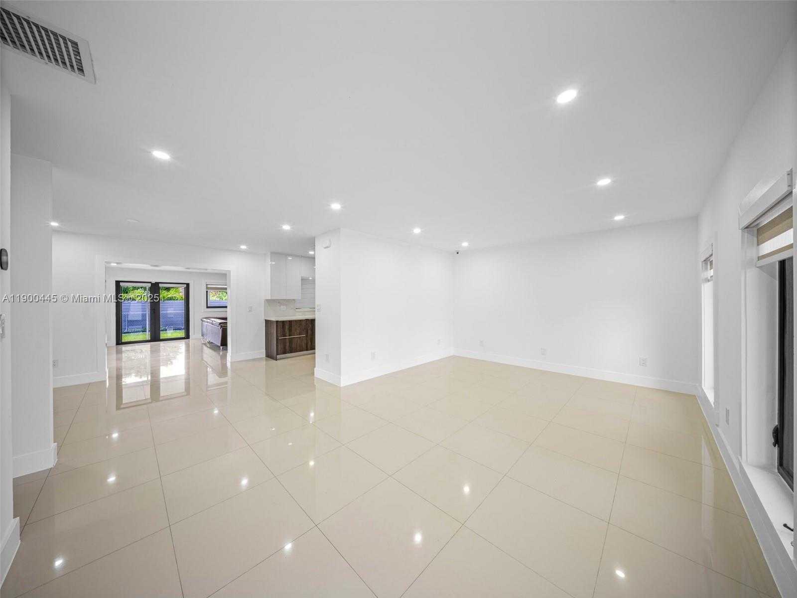 Small Image of 7434 SOUTH WEST 127 CT, Miami Number 6