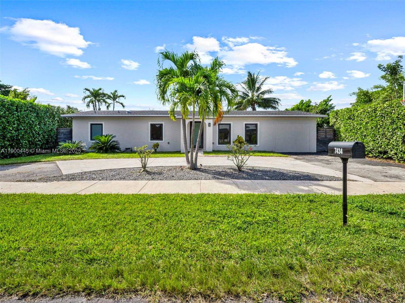 Small Image of 7434 SOUTH WEST 127 CT, Miami Number 62