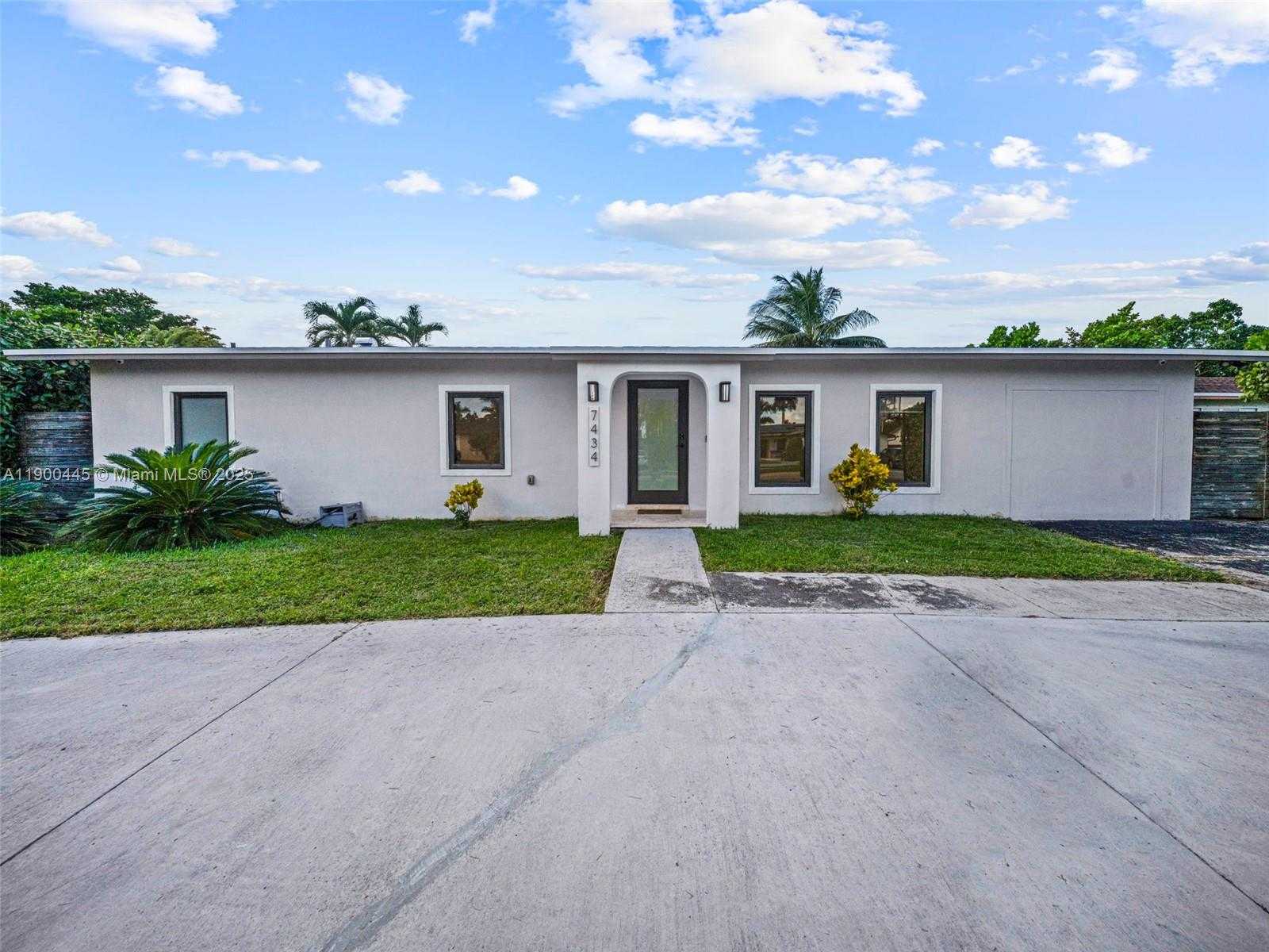 Small Image of 7434 SOUTH WEST 127 CT, Miami Number 67