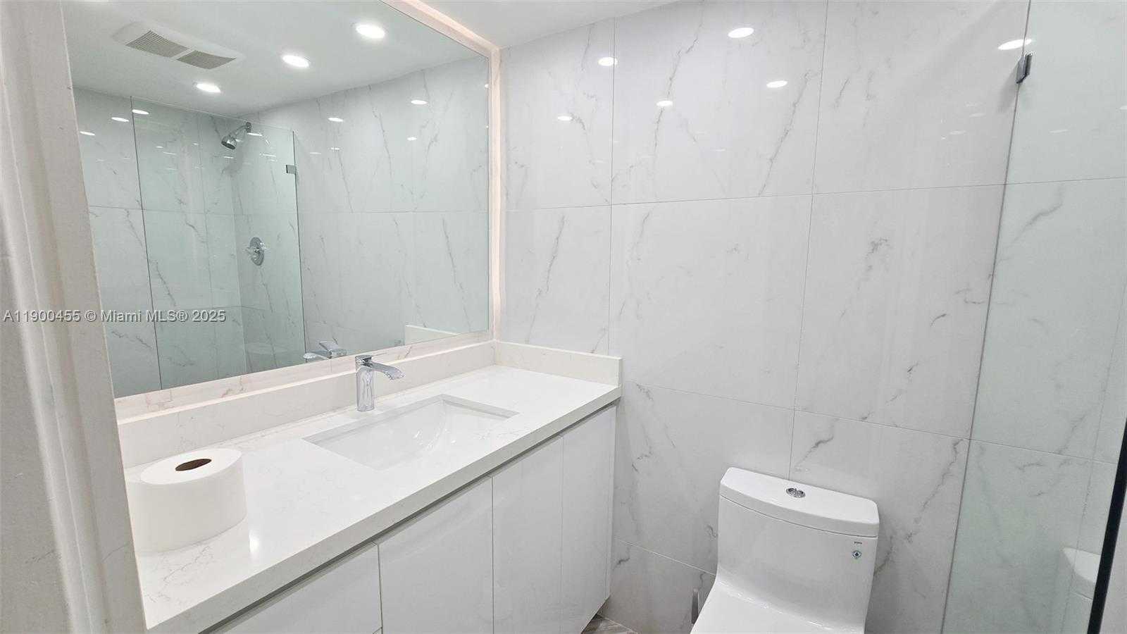 Small Image of 250 174TH ST #203, Sunny Isles Beach Number 18