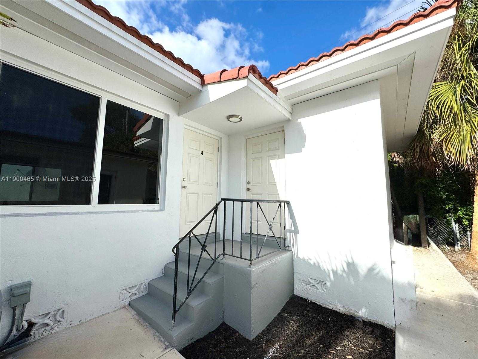 Small Image of 8201 ABBOTT AVE #4, Miami Beach Number 11