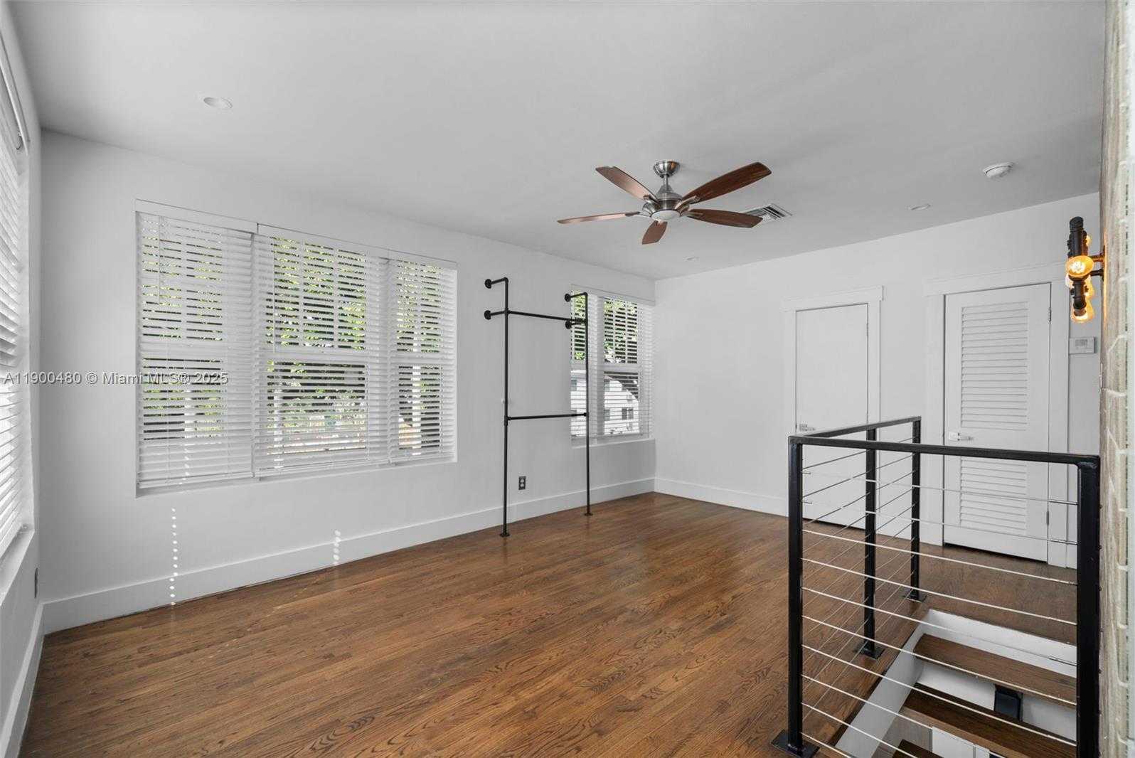 Small Image of 739 2ND ST #1, Miami Beach Number 12