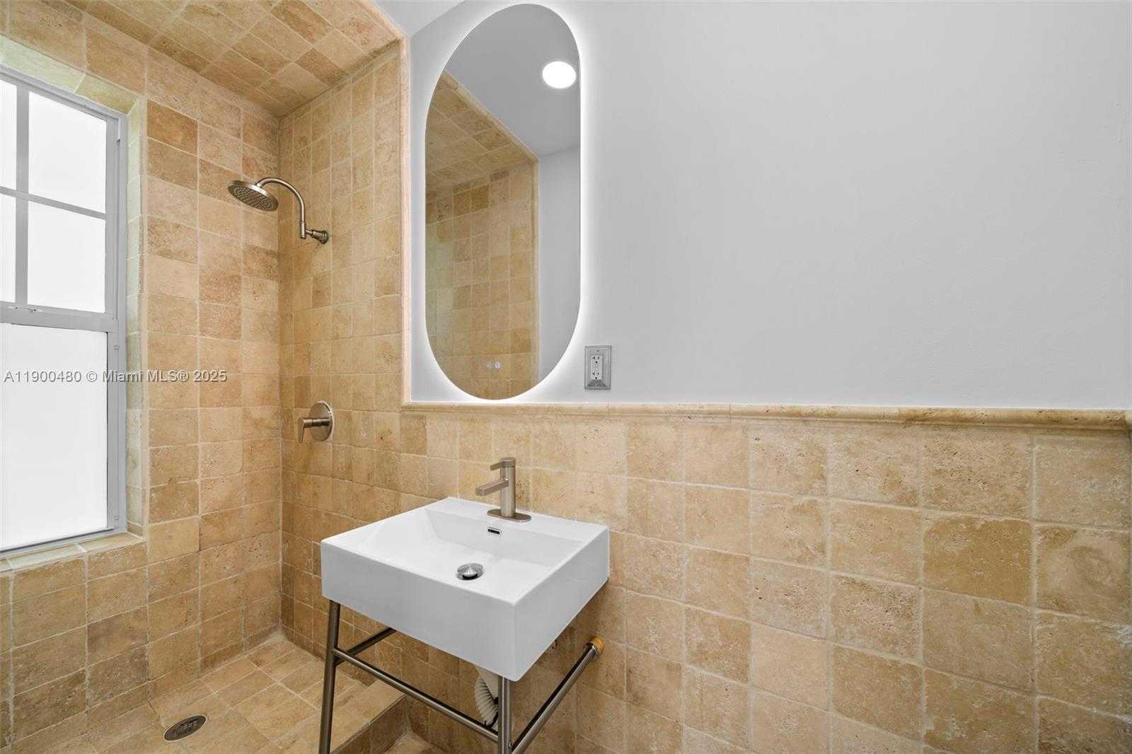 Small Image of 739 2ND ST #1, Miami Beach Number 15