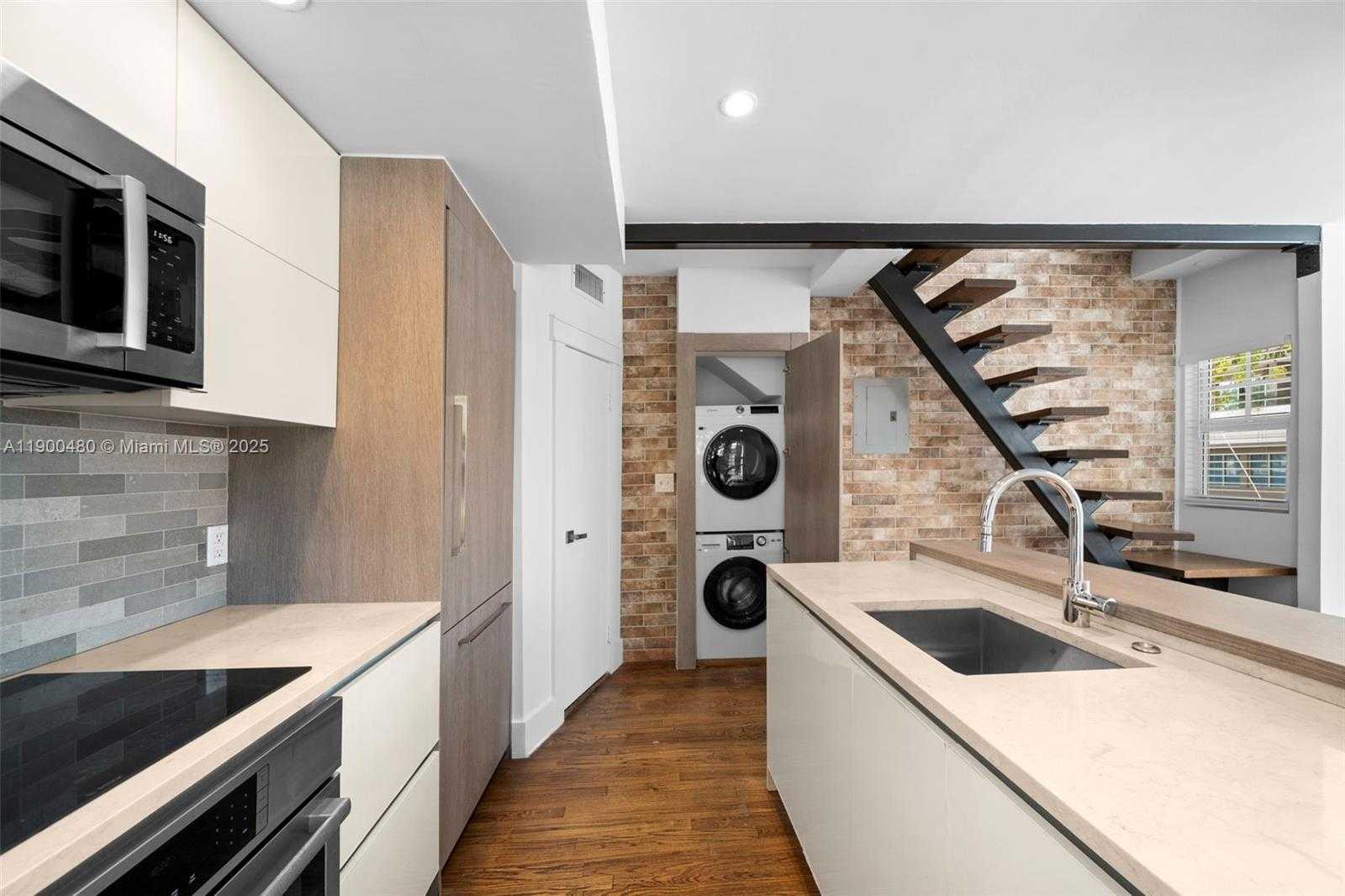 Small Image of 739 2ND ST #1, Miami Beach Number 7