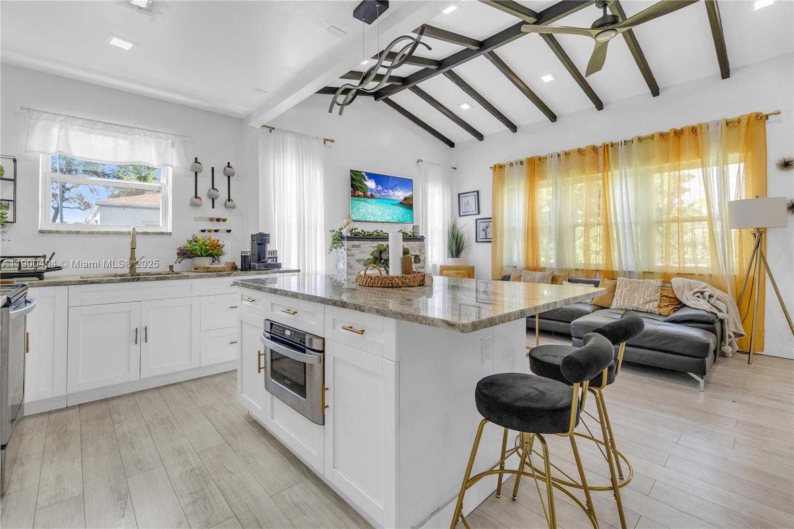 Small Image of 774 NW 49TH ST, Miami Number 11