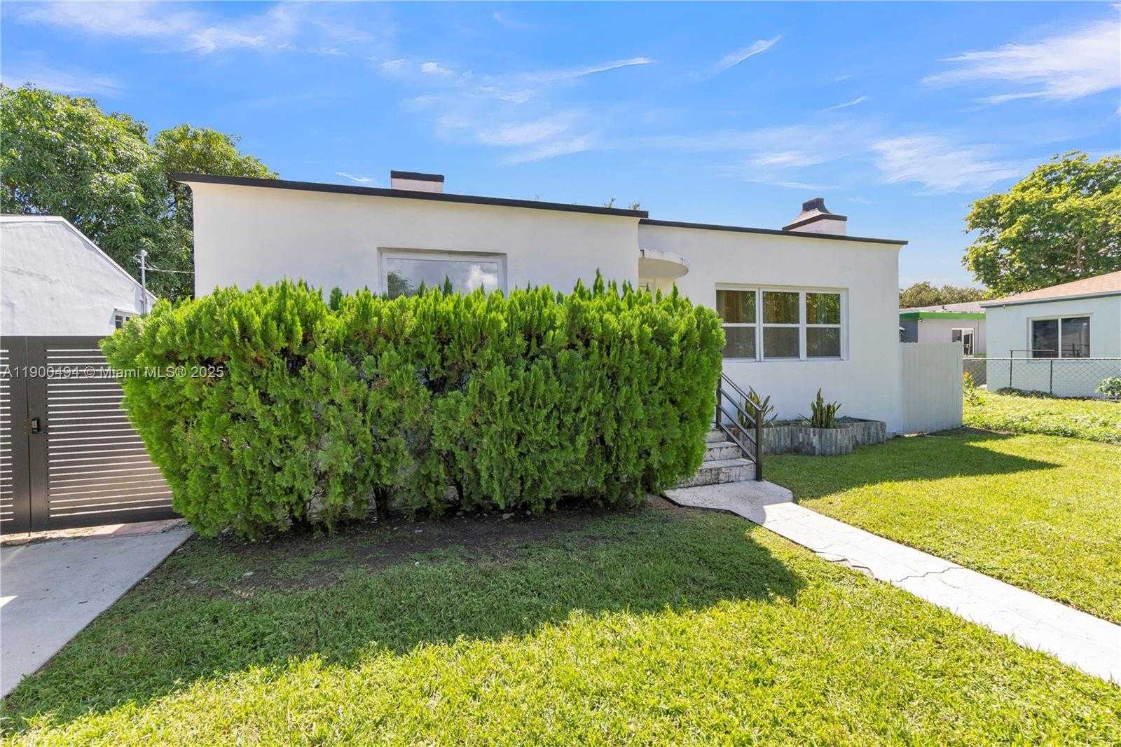 Small Image of 774 NW 49TH ST, Miami Number 3