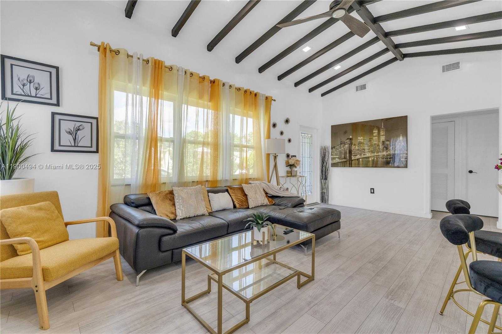 Small Image of 774 NW 49TH ST, Miami Number 9