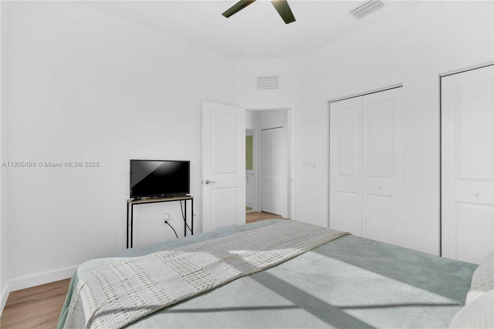 Small Image of 2444 SOUTH EAST 24TH AVE, Homestead Number 33