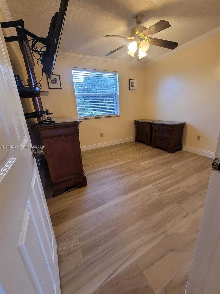 Small Image of 12060 NORTH WEST 13TH ST, Pembroke Pines Number 13