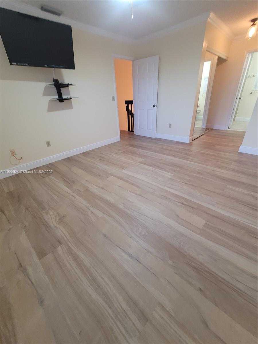 Small Image of 12060 NORTH WEST 13TH ST, Pembroke Pines Number 19