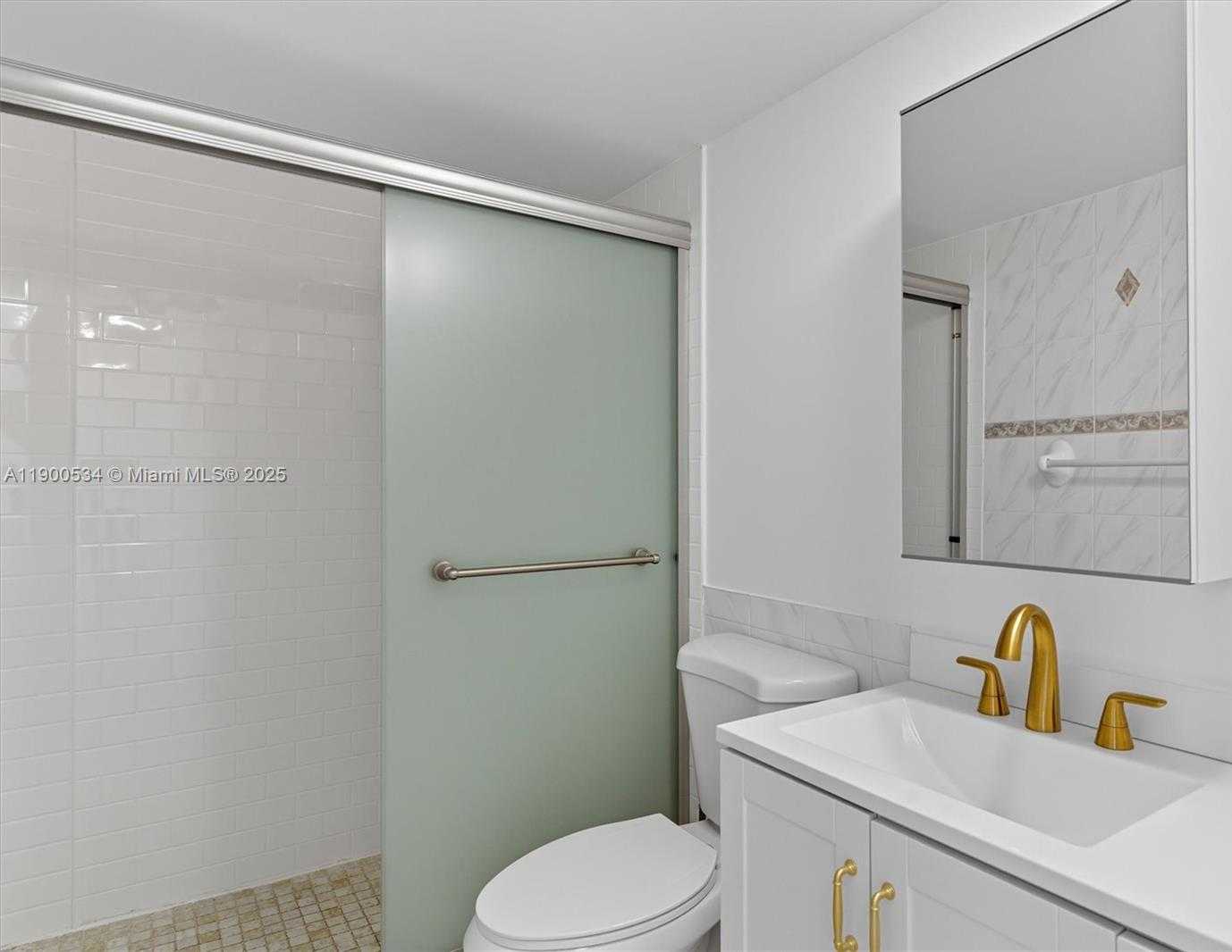 Small Image of 1833 SOUTH OCEAN DR #1809, Hallandale Beach Number 24